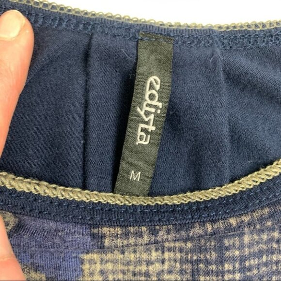 EDISTA Navy Sleeveless Top Size Medium - Picture 3 of 6